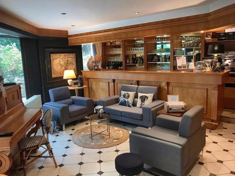 Auberge De "L'Hostellerie Le Saint Laurent" - Hotel Restaurant - Institut De "Bien Etre" Et Ses "Appart Hotel" Dış mekan fotoğraf